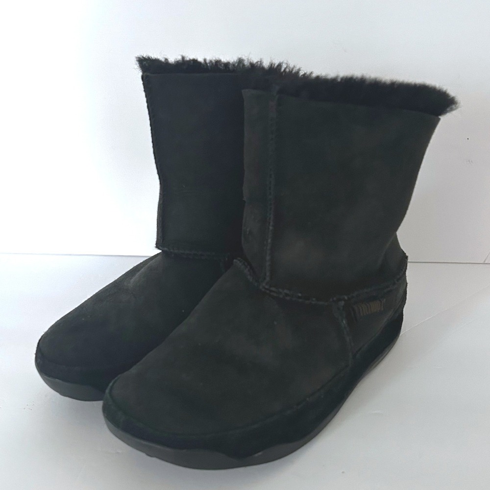 FitFlop Mukluk Shorty Boots Women 7 Black Ankle Shearling Pull On Winter Comfort